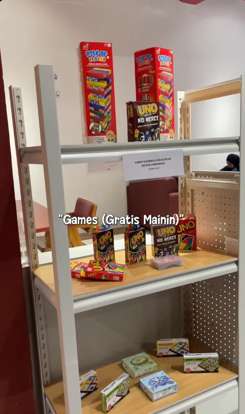 Rak games gratis di Kedai Kopi Sentimental